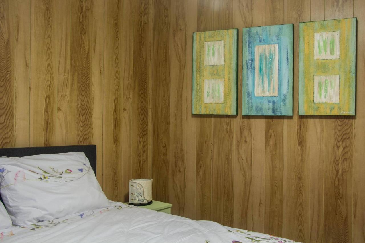 'T Onderdak Apartment Ломел Екстериор снимка